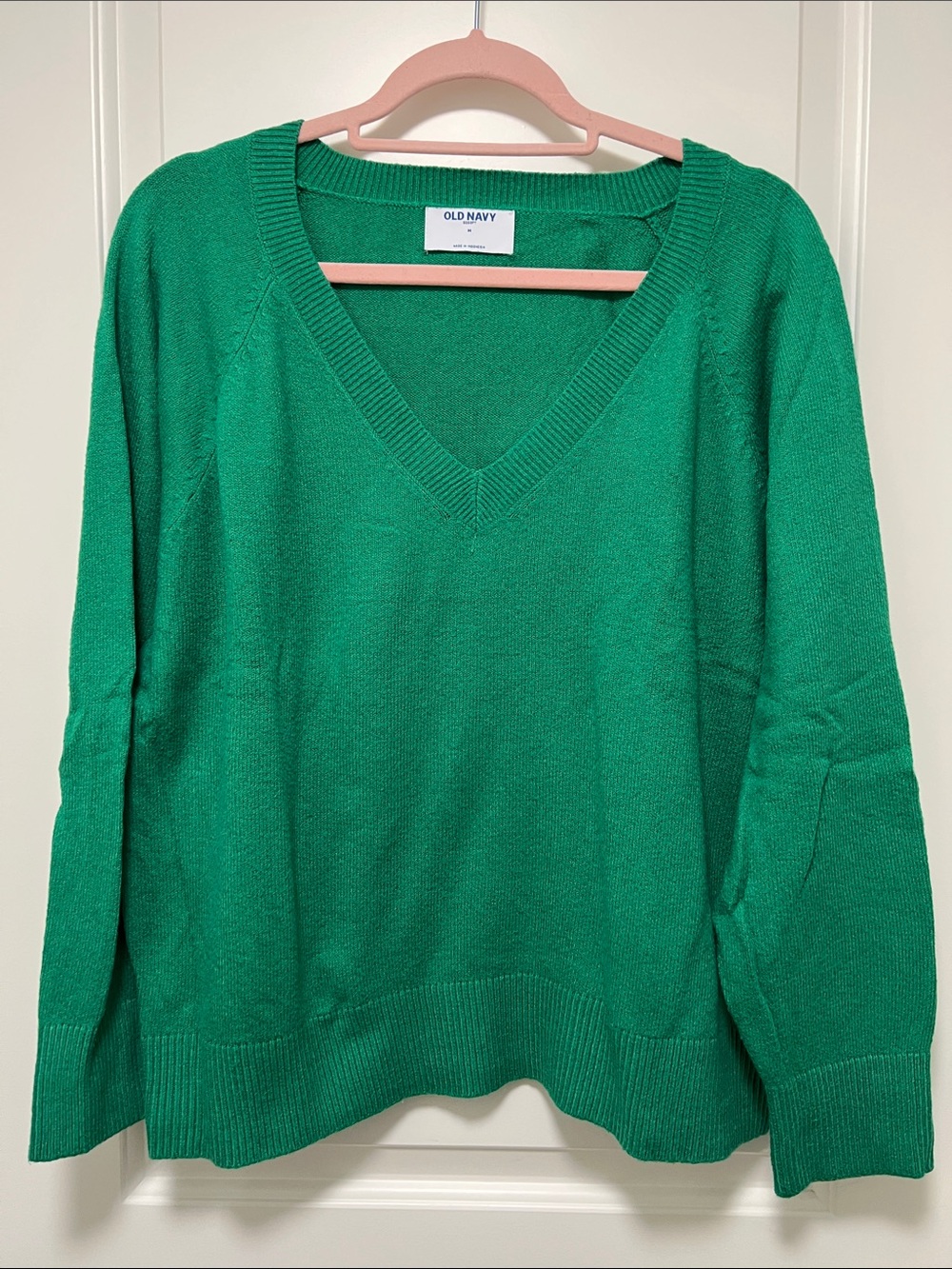 Old Navy Green V-Neck Lightweight Sweater